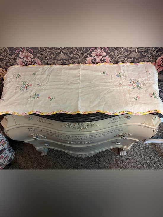 Other - Embroidered Cream Linen Table Runner with Pink Floral Trim